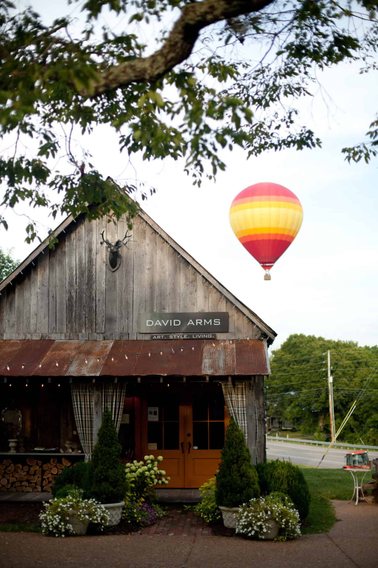 David Arms Gallery in Leipers Fork Tennessee 01